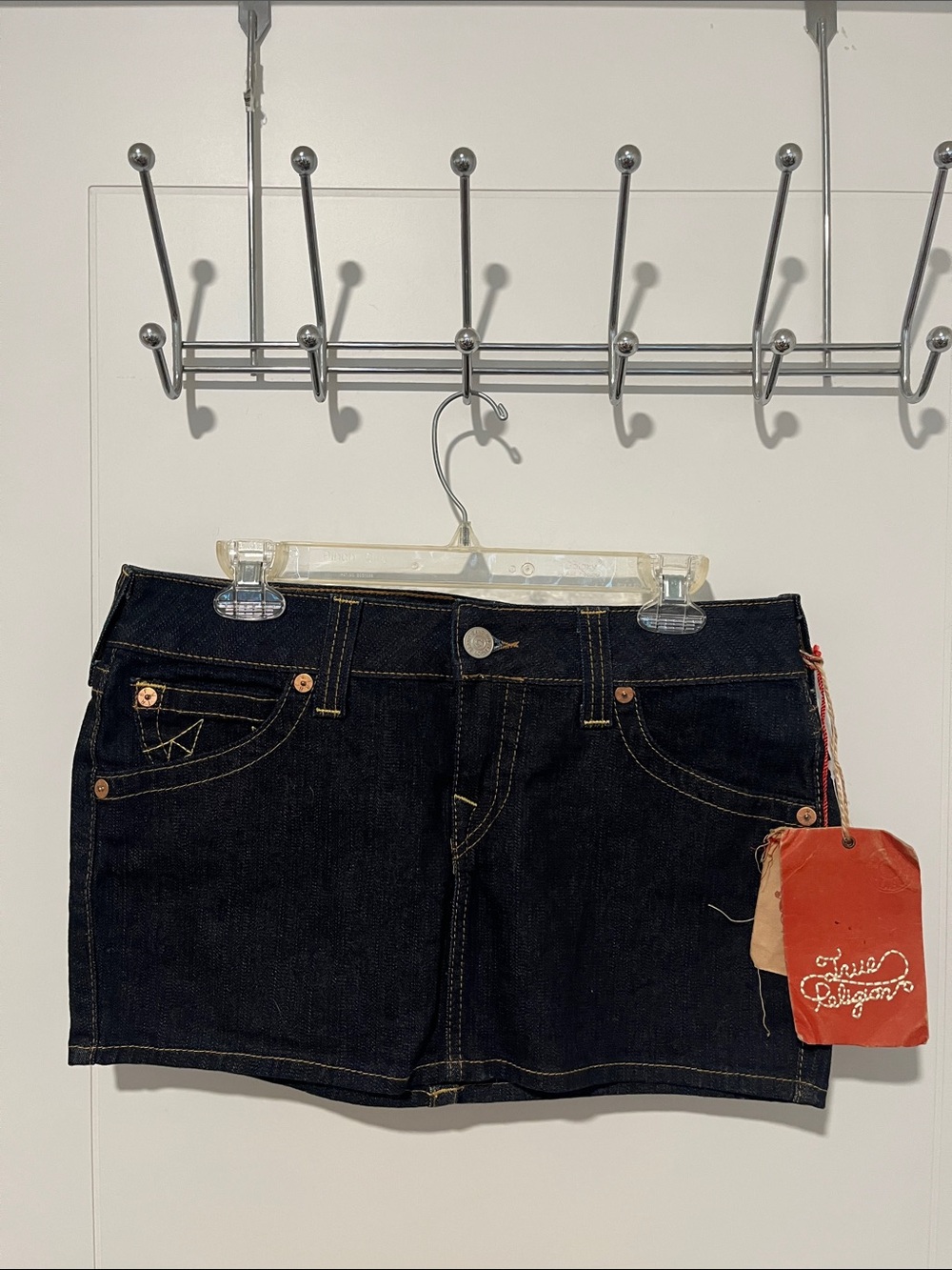 True Religion Dark Blue Indigo Denim Horseshoe Logo Pockets Mini Skirt NWT